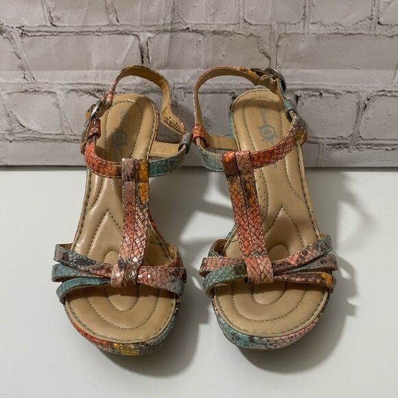 Colorful Strappy Women's Sandals - Picture 3 of 6